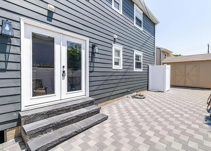 Charming 3Br Condo Near Ventnor Beach